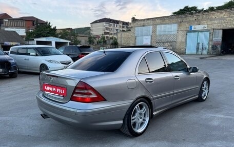 Mercedes-Benz C-Класс, 2005 год, 1 350 000 рублей, 2 фотография