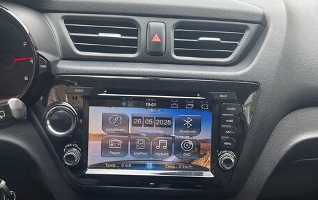 KIA Rio III рестайлинг, 2014 год, 930 000 рублей, 3 фотография