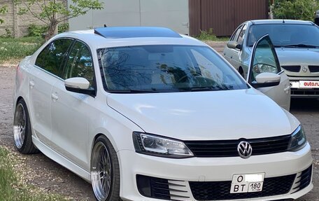 Volkswagen Jetta VI, 2013 год, 1 500 000 рублей, 3 фотография