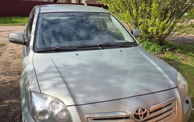 Toyota Avensis III рестайлинг, 2008 год, 700 000 рублей, 1 фотография