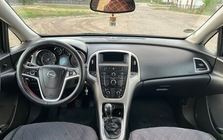 Opel Astra J, 2011 год, 880 000 рублей, 8 фотография