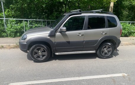 Chevrolet Niva I рестайлинг, 2018 год, 960 000 рублей, 4 фотография