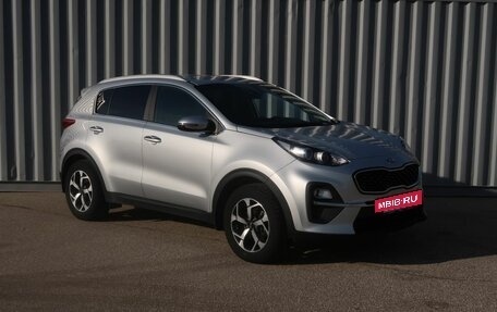 KIA Sportage IV рестайлинг, 2021 год, 2 950 000 рублей, 3 фотография