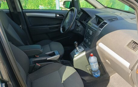 Opel Zafira B, 2007 год, 680 000 рублей, 3 фотография