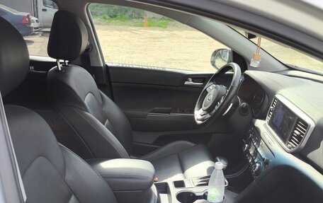 KIA Sportage IV рестайлинг, 2019 год, 2 480 000 рублей, 14 фотография