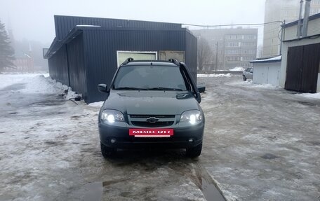 Chevrolet Niva I рестайлинг, 2018 год, 777 000 рублей, 11 фотография