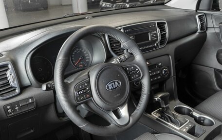 KIA Sportage IV рестайлинг, 2017 год, 2 202 700 рублей, 4 фотография