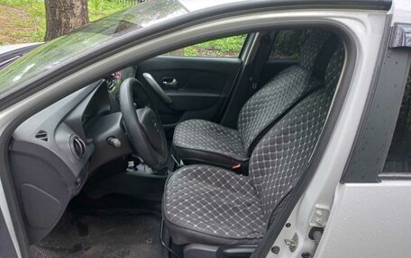 Renault Logan II, 2016 год, 777 777 рублей, 1 фотография