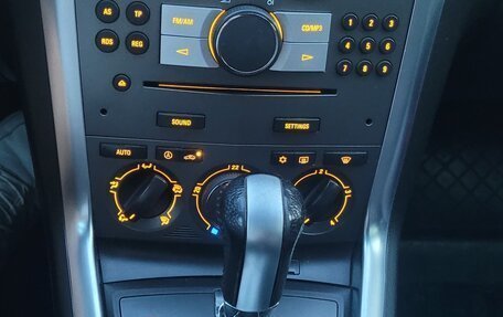 Opel Antara I, 2013 год, 1 090 000 рублей, 9 фотография