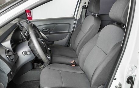 Renault Logan II, 2021 год, 844 800 рублей, 16 фотография