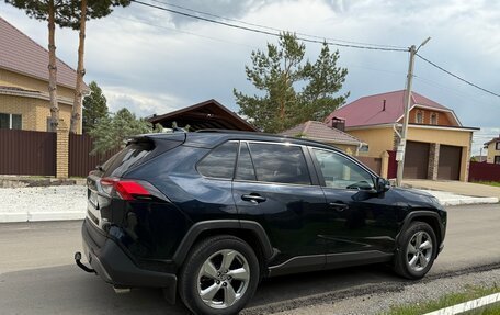 Toyota RAV4, 2020 год, 3 200 000 рублей, 5 фотография