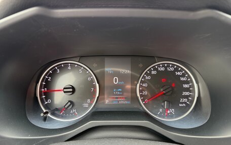 Toyota RAV4, 2020 год, 3 200 000 рублей, 15 фотография