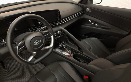 Hyundai Elantra, 2023 год, 2 183 000 рублей, 8 фотография