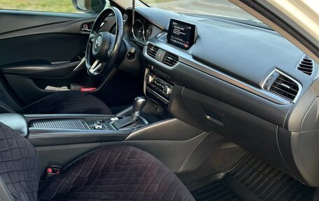 Mazda 6, 2017 год, 2 200 000 рублей, 24 фотография