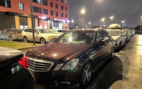 Mercedes-Benz E-Класс, 2011 год, 1 080 000 рублей, 2 фотография
