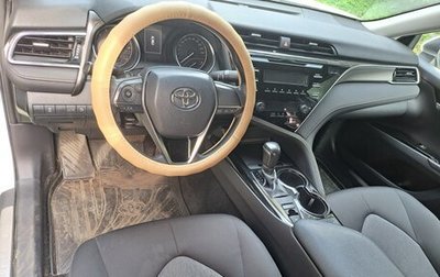 Toyota Camry, 2018 год, 2 550 000 рублей, 1 фотография