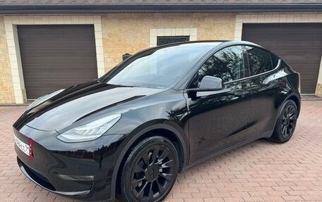 Tesla Model Y I, 2020 год, 3 390 000 рублей, 2 фотография