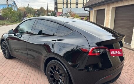Tesla Model Y I, 2020 год, 3 390 000 рублей, 5 фотография