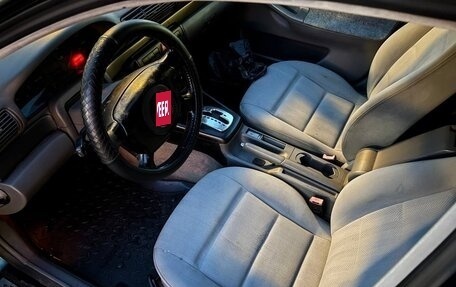 Audi A4, 1999 год, 320 000 рублей, 11 фотография
