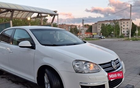 Volkswagen Jetta VI, 2009 год, 600 000 рублей, 3 фотография
