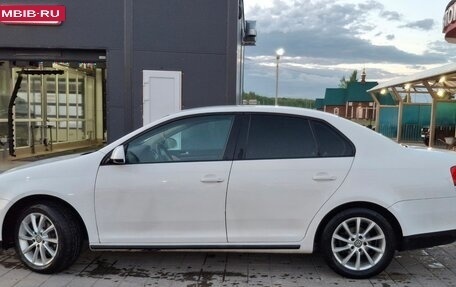 Volkswagen Jetta VI, 2009 год, 600 000 рублей, 6 фотография