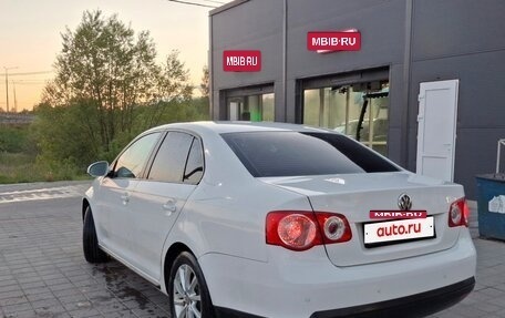 Volkswagen Jetta VI, 2009 год, 600 000 рублей, 5 фотография
