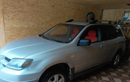 Mitsubishi Outlander III рестайлинг 3, 2003 год, 445 000 рублей, 2 фотография