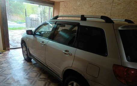 Mitsubishi Outlander III рестайлинг 3, 2003 год, 445 000 рублей, 4 фотография