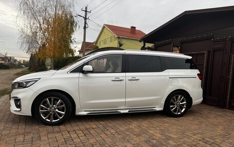 KIA Carnival III, 2019 год, 3 340 000 рублей, 2 фотография
