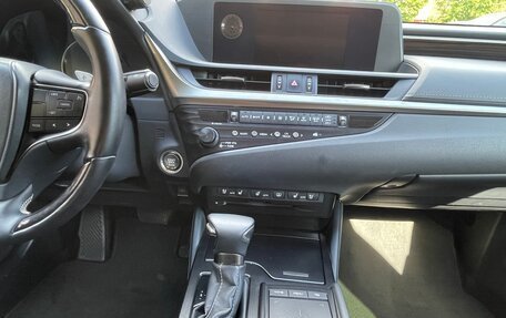 Lexus ES VII, 2018 год, 3 450 000 рублей, 12 фотография