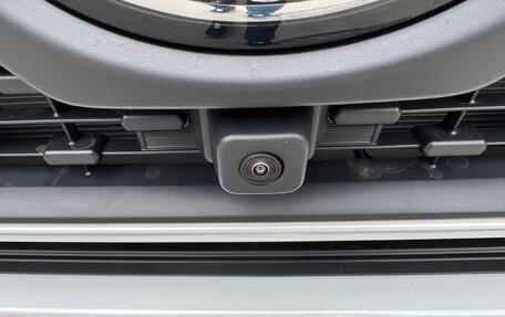 Toyota RAV4, 2024 год, 3 620 000 рублей, 8 фотография
