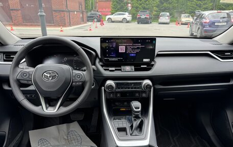 Toyota RAV4, 2024 год, 3 620 000 рублей, 16 фотография