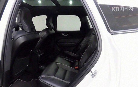 Volvo XC60 II, 2021 год, 3 490 000 рублей, 6 фотография