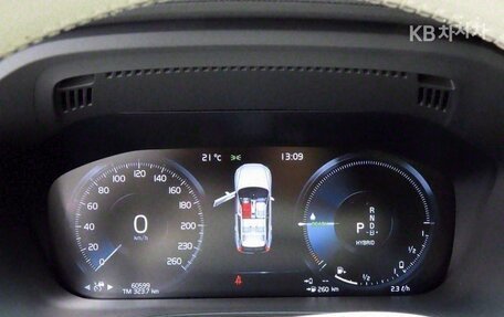 Volvo XC60 II, 2021 год, 3 820 000 рублей, 5 фотография