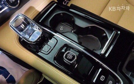 Volvo S90 II рестайлинг, 2024 год, 6 230 000 рублей, 12 фотография