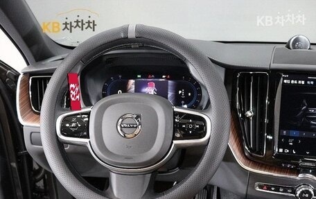 Volvo XC60 II, 2024 год, 5 930 000 рублей, 15 фотография