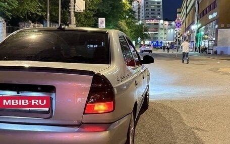 Hyundai Accent II, 2004 год, 420 000 рублей, 2 фотография