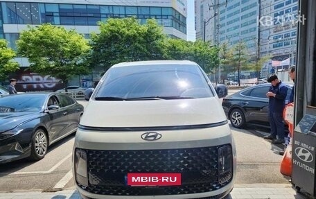 Hyundai Staria, 2021 год, 3 385 000 рублей, 2 фотография