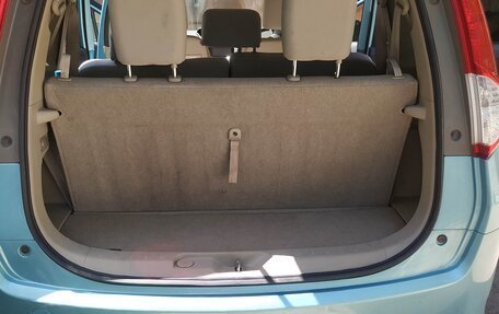Toyota Passo Sette, 2010 год, 985 000 рублей, 17 фотография