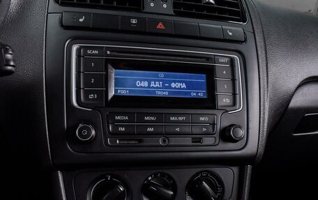 Volkswagen Polo VI (EU Market), 2013 год, 899 000 рублей, 12 фотография