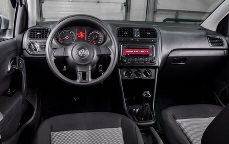 Volkswagen Polo VI (EU Market), 2013 год, 899 000 рублей, 6 фотография