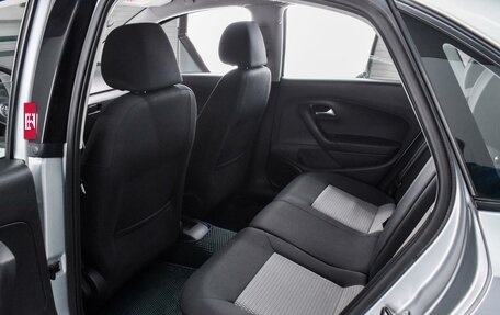 Volkswagen Polo VI (EU Market), 2013 год, 899 000 рублей, 11 фотография