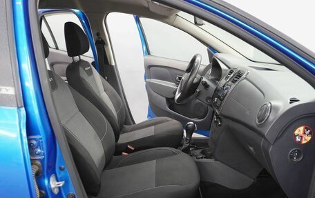 Renault Logan II, 2019 год, 1 140 000 рублей, 11 фотография