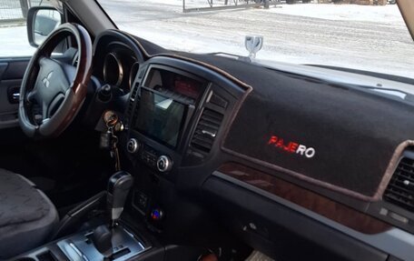 Mitsubishi Pajero IV, 2010 год, 2 000 000 рублей, 12 фотография