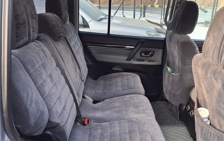Mitsubishi Pajero IV, 2010 год, 2 000 000 рублей, 11 фотография