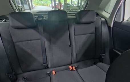 Volkswagen Polo VI (EU Market), 2018 год, 1 050 000 рублей, 6 фотография