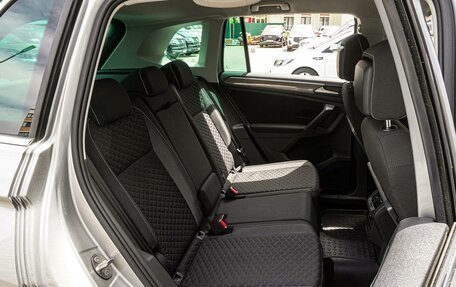 Volkswagen Tiguan II, 2018 год, 2 150 000 рублей, 7 фотография