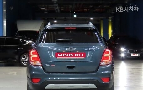Chevrolet Trax, 2021 год, 1 085 000 рублей, 2 фотография