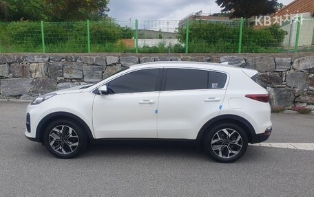 KIA Sportage IV рестайлинг, 2021 год, 1 700 009 рублей, 3 фотография
