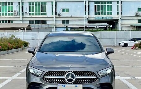 Mercedes-Benz A-Класс, 2021 год, 1 500 000 рублей, 2 фотография